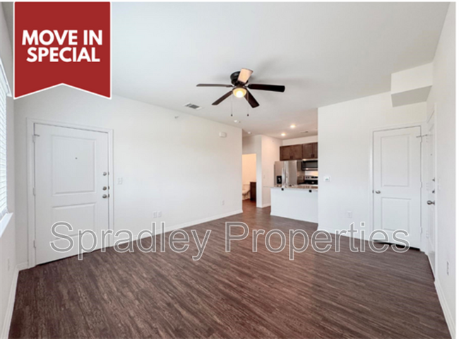 property at 1124 W Ave O