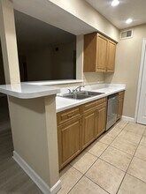 2642 NW 33rd St in Oakland Park, FL - Building Photo - Building Photo