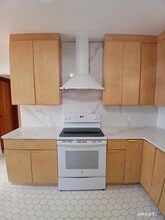 16 Church St in East Haven, CT - Building Photo - Building Photo