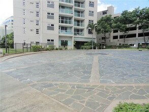 1448 Young St, Unit 1608 in Honolulu, HI - Foto de edificio - Building Photo
