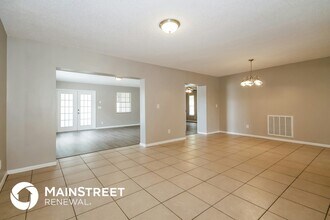 4449 Chamber Ct in Spring Hill, FL - Foto de edificio - Building Photo