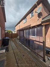 60 Nuffield St in Brampton, ON - Building Photo - Building Photo