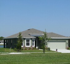 3905 Flowering Orchid Ln in Kissimmee, FL - Building Photo