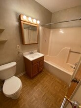 232 Gene Moretz Ln in Hickory, NC - Building Photo - Building Photo
