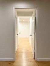 14619 Winterfield Dr in Centreville, VA - Foto de edificio - Building Photo