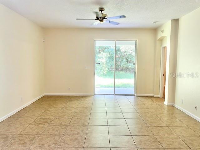 705 Ravenshill Way in DeLand, FL - Building Photo - Building Photo
