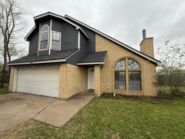 property at 1207 Charles Dr