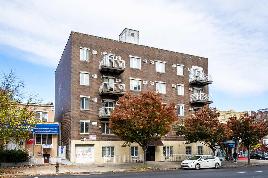 6404 Bay Pky in Brooklyn, NY - Foto de edificio