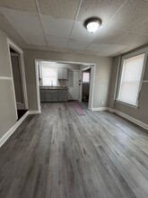 314 E 22nd St in Chester, PA - Foto de edificio - Building Photo