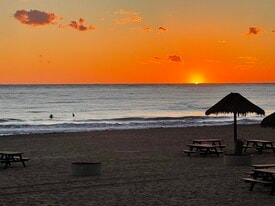 133 Sea Urchin Ln in Rancho Palos Verdes, CA - Building Photo