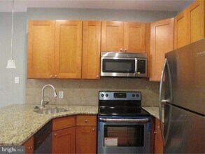 1253 S 27th St in Philadelphia, PA - Building Photo - Building Photo