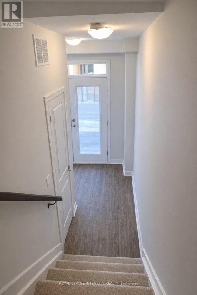 412 Jewelwing Private in Ottawa, ON - Building Photo - Building Photo