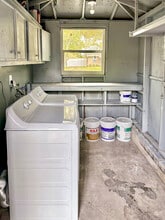 5833 Sun Glo Ave, Unit Quadplex in Port Richey, FL - Foto de edificio - Building Photo