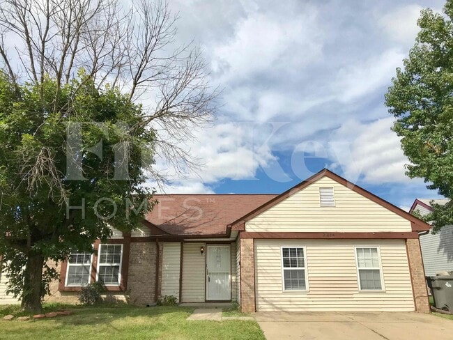 property at 2814 Boyd Ln