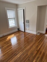 81 Nightingale Ave in Quincy, MA - Building Photo - Building Photo