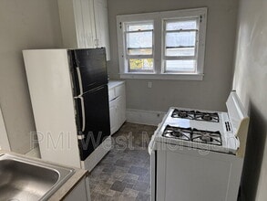 448 Thomas St SE in Grand Rapids, MI - Building Photo - Building Photo