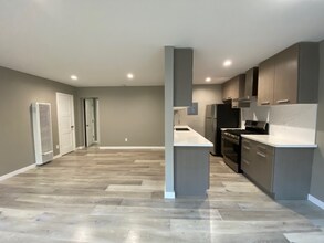 514 S Mariposa Ave in Los Angeles, CA - Building Photo - Building Photo