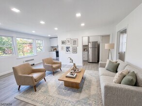 73 Newark Ave in Belleville, NJ - Building Photo - Building Photo