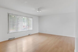 408 Briarwood Rd in Fort Collins, CO - Building Photo - Building Photo