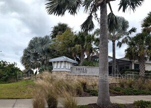 1066 Ocean Spray Dr in Ruskin, FL - Building Photo - Building Photo