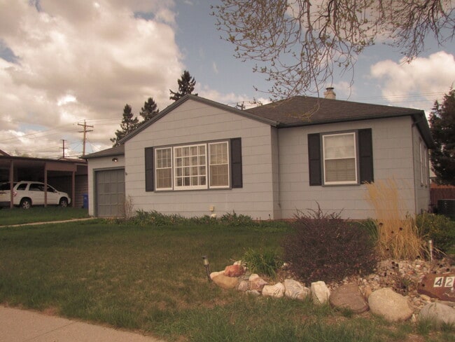 4208 W St Louis St in Rapid City, SD - Building Photo - Building Photo