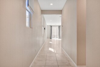 9155 Amber Isle St in Las Vegas, NV - Building Photo - Building Photo