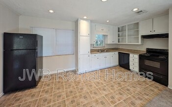 6623 Granville Pl in Jacksonville, FL - Building Photo - Building Photo