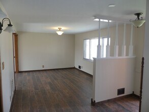384 Wellington St in Northglenn, CO - Building Photo - Building Photo