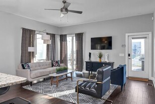 12A Fern Ave in Nashville, TN - Building Photo