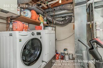 866 21st Ave SE in Minneapolis, MN - Building Photo - Building Photo