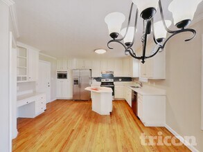 1090 Pinehurst Dr, Unit 12 in Gallatin, TN - Building Photo - Building Photo