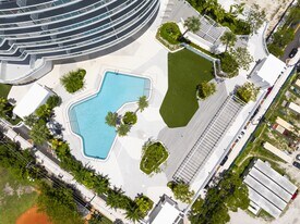 Flow Brickell in Miami, FL - Building Photo