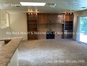 3807 Bonnie Ann Ct NE in Albuquerque, NM - Building Photo - Building Photo