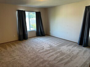 15360 146th Pl SE in Renton, WA - Foto de edificio - Building Photo
