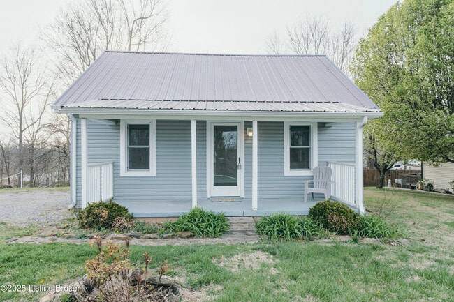 property at 406 S Broadway St