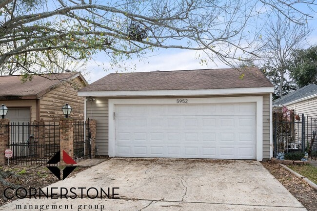 property at 5952 Fort Clarke Dr N