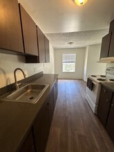 220 Clarence St in Richmond, CA - Building Photo - Building Photo