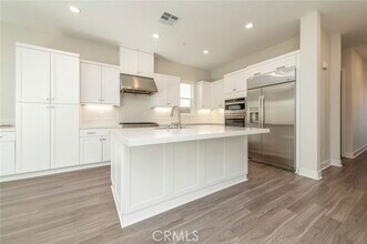 631 Cardona in Lake Forest, CA - Building Photo - Building Photo