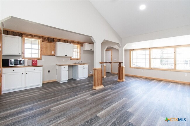 property at 3 E Ave N