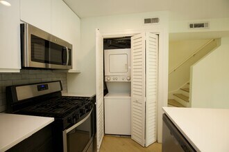 957 W Grace St in Chicago, IL - Building Photo - Building Photo