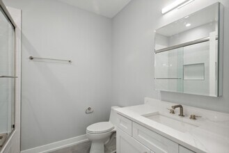 1339 N Noble St, Unit # 01 in Chicago, IL - Foto de edificio - Building Photo