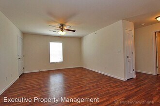 3 Village Dr in Cape Girardeau, MO - Building Photo - Building Photo