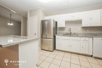 616 Bellevue St in Clinton, MS - Foto de edificio - Building Photo