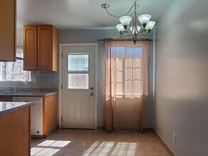 1586 Parkview Ave-Unit -1 in San Jose, CA - Building Photo - Building Photo