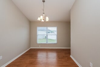 13035 Bridleford Dr in Gibsonton, FL - Building Photo - Building Photo