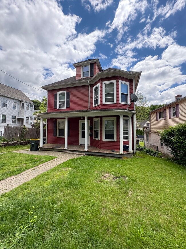 50 Woodbridge Ave, Unit 50 Woodbridge Avenue