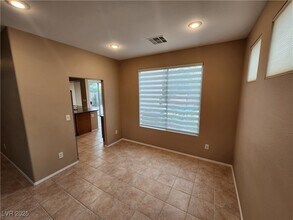 2362 Spirito Ave in Henderson, NV - Building Photo - Building Photo