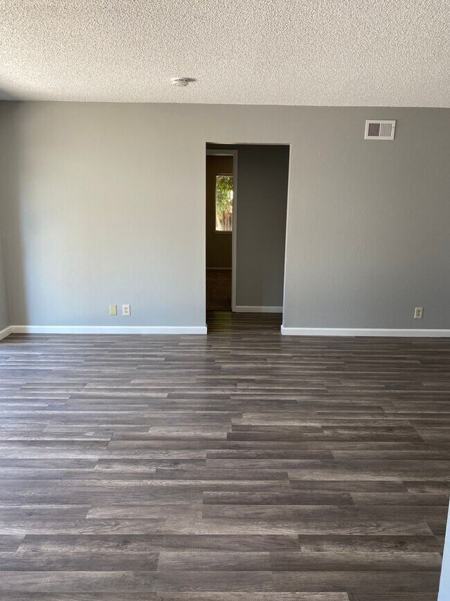 943-945 Whitehall Ave in San Jose, CA - Building Photo - Building Photo