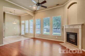 1529 Rusticwood Dr in Desoto, TX - Building Photo - Building Photo