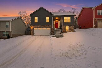 1148 Racker Dr in Clarksville, TN - Building Photo - Building Photo